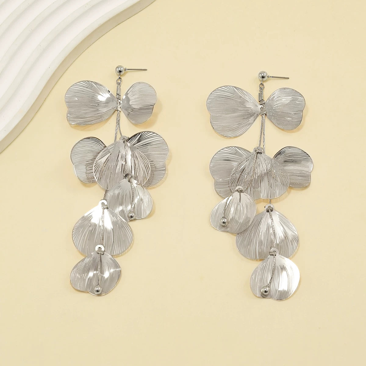 Missy Jewelry - Karmen Ginkgo Leaf Tassel Necklace