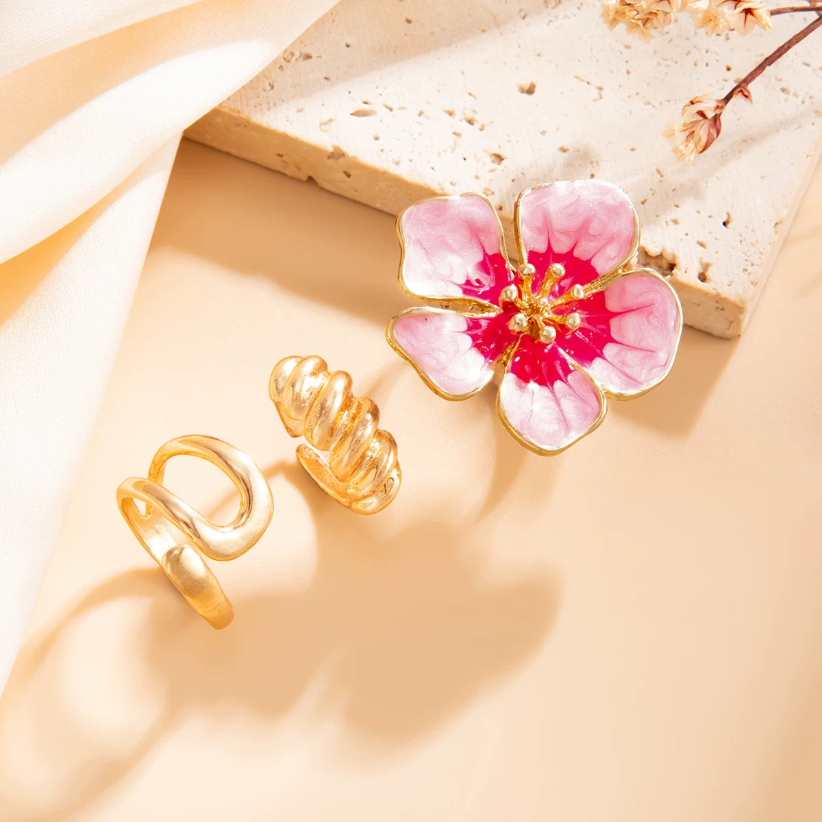 Missy Jewelry - Kendyll Floral Gold Toe Ring Set