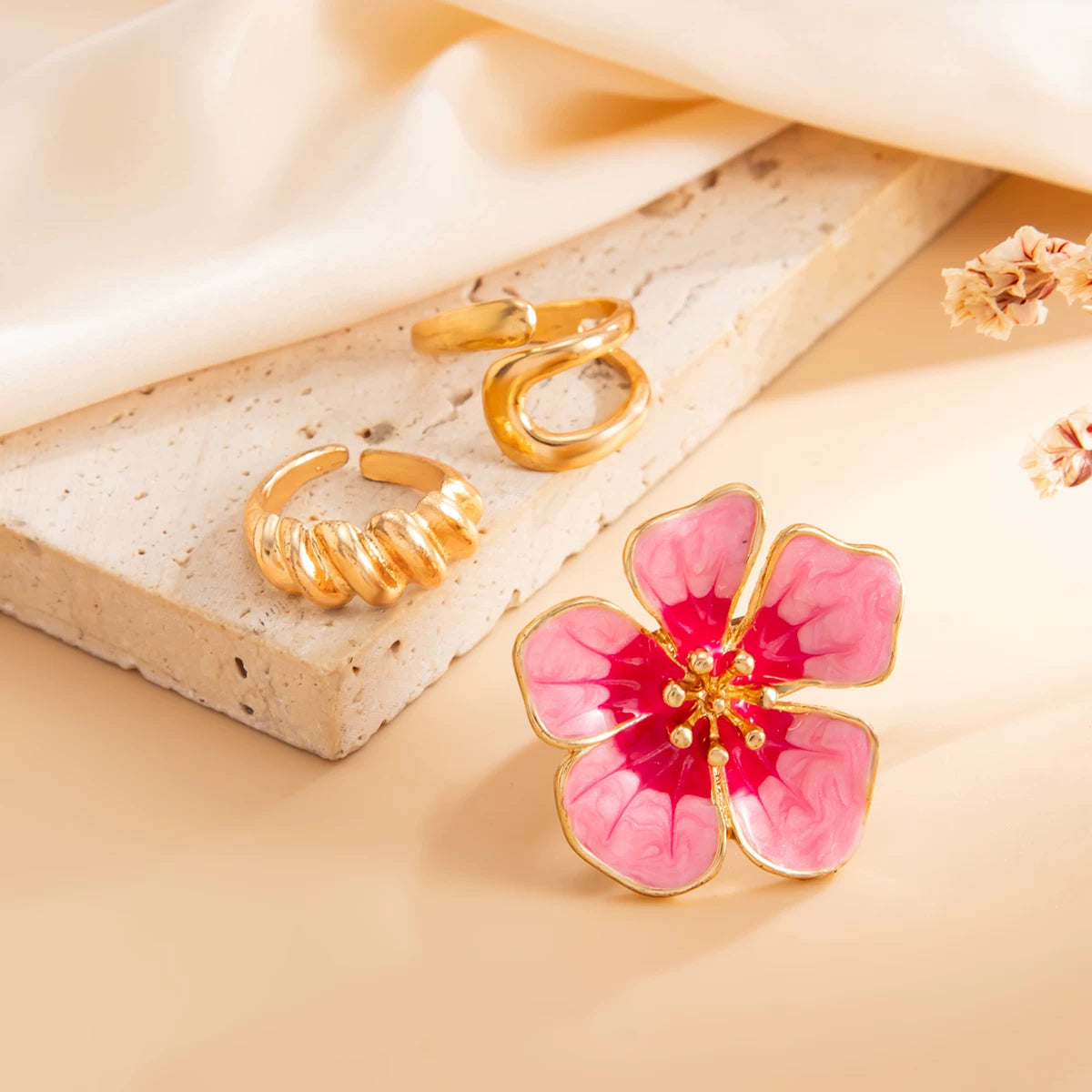 Missy Jewelry - Kendyll Floral Gold Toe Ring Set