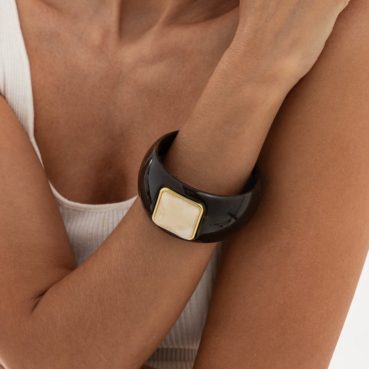 Missy Jewelry - Liana Retro Chunky Resin Bangle