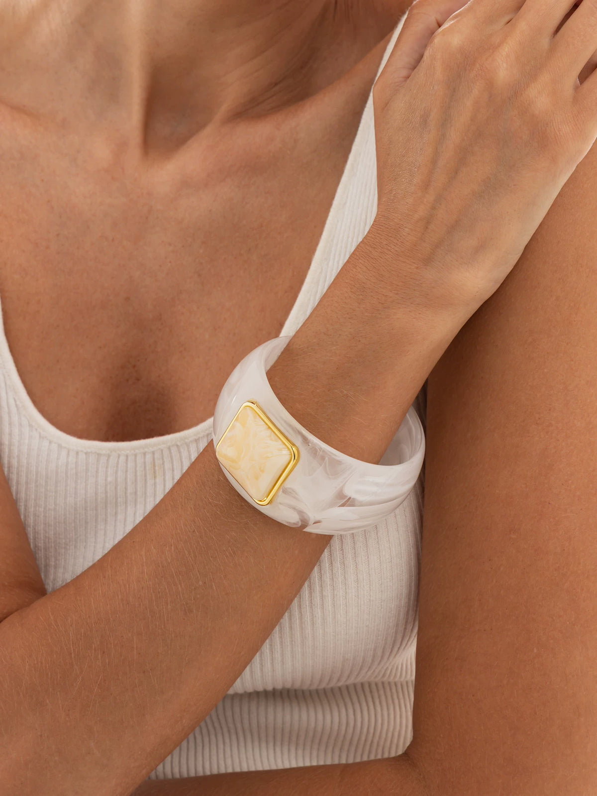 Missy Jewelry - Liana Retro Chunky Resin Bangle