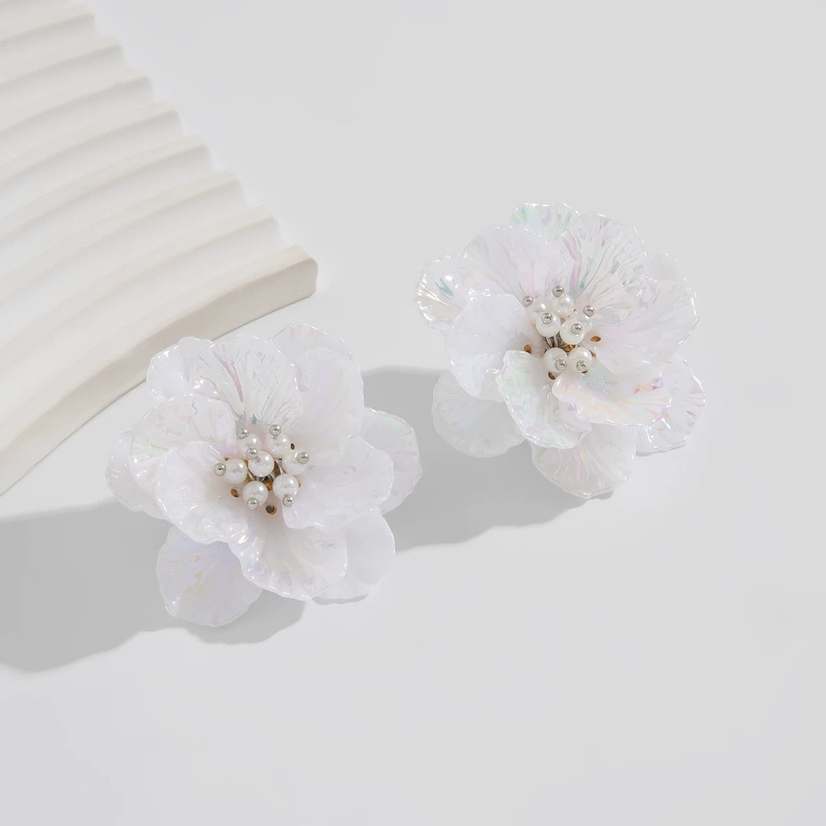 Missy Jewelry - Neema Floral Acrylic Stud Earrings
