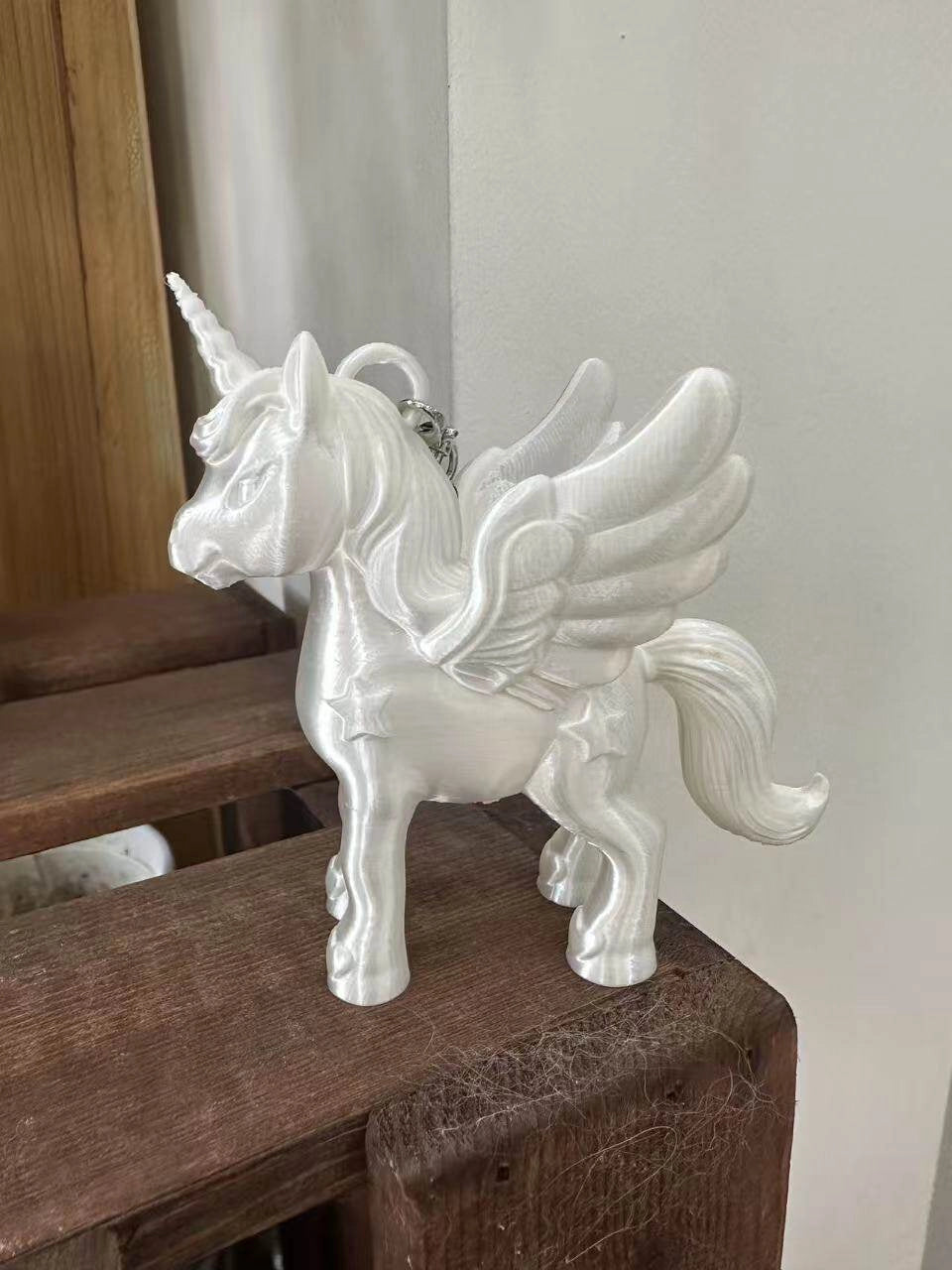 3D Printed Heart Unicorn Keychain [OITVDK5T]