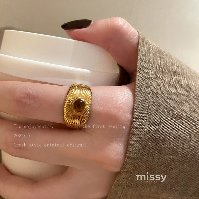 Aahana Golden Tiger Eye Ring [7Y9NTIDA]