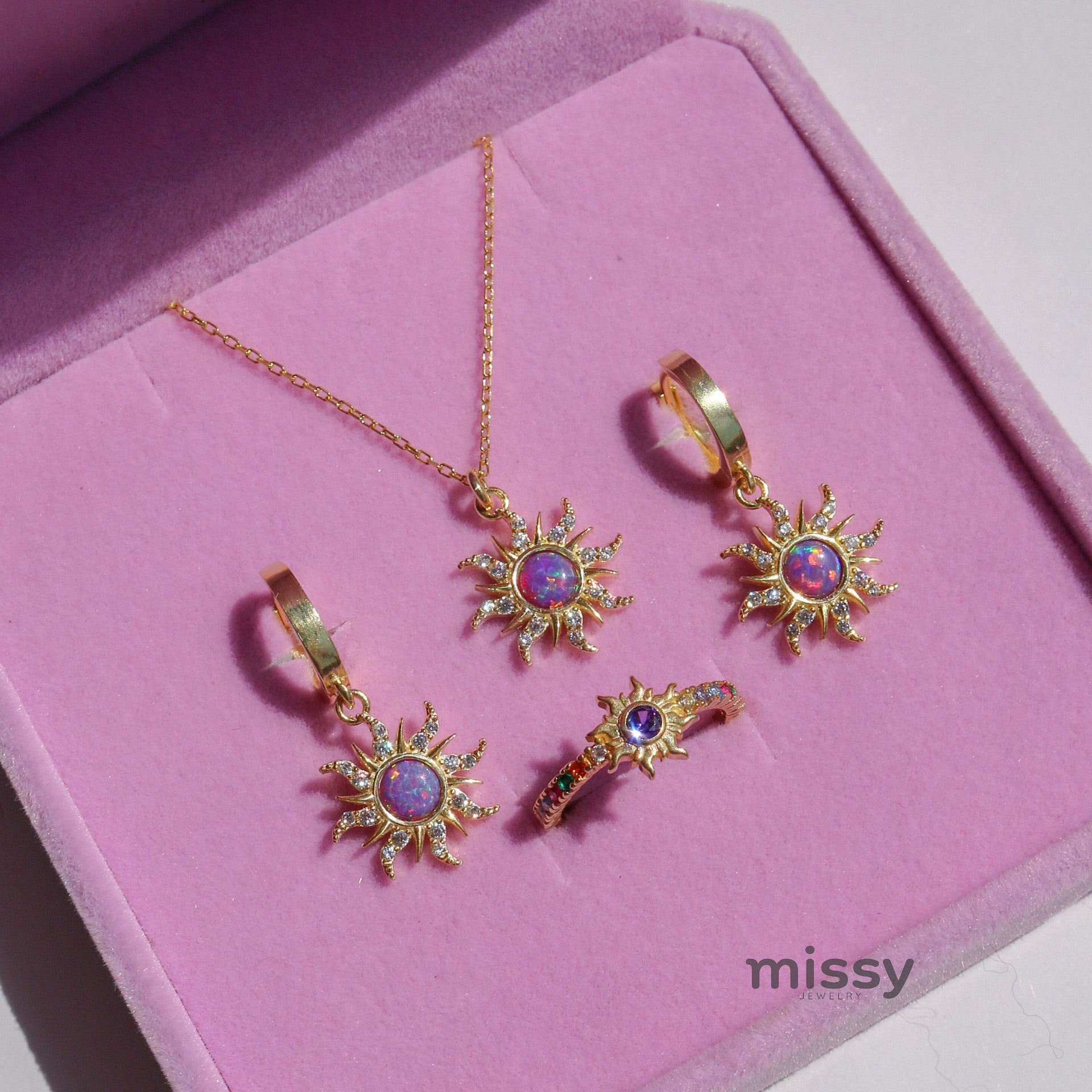 Aariyah Opal Zirconia Pendant Necklace [JHKK197G]