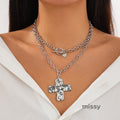Abbigail Toggle Cross Necklace [D8KDB5G9]