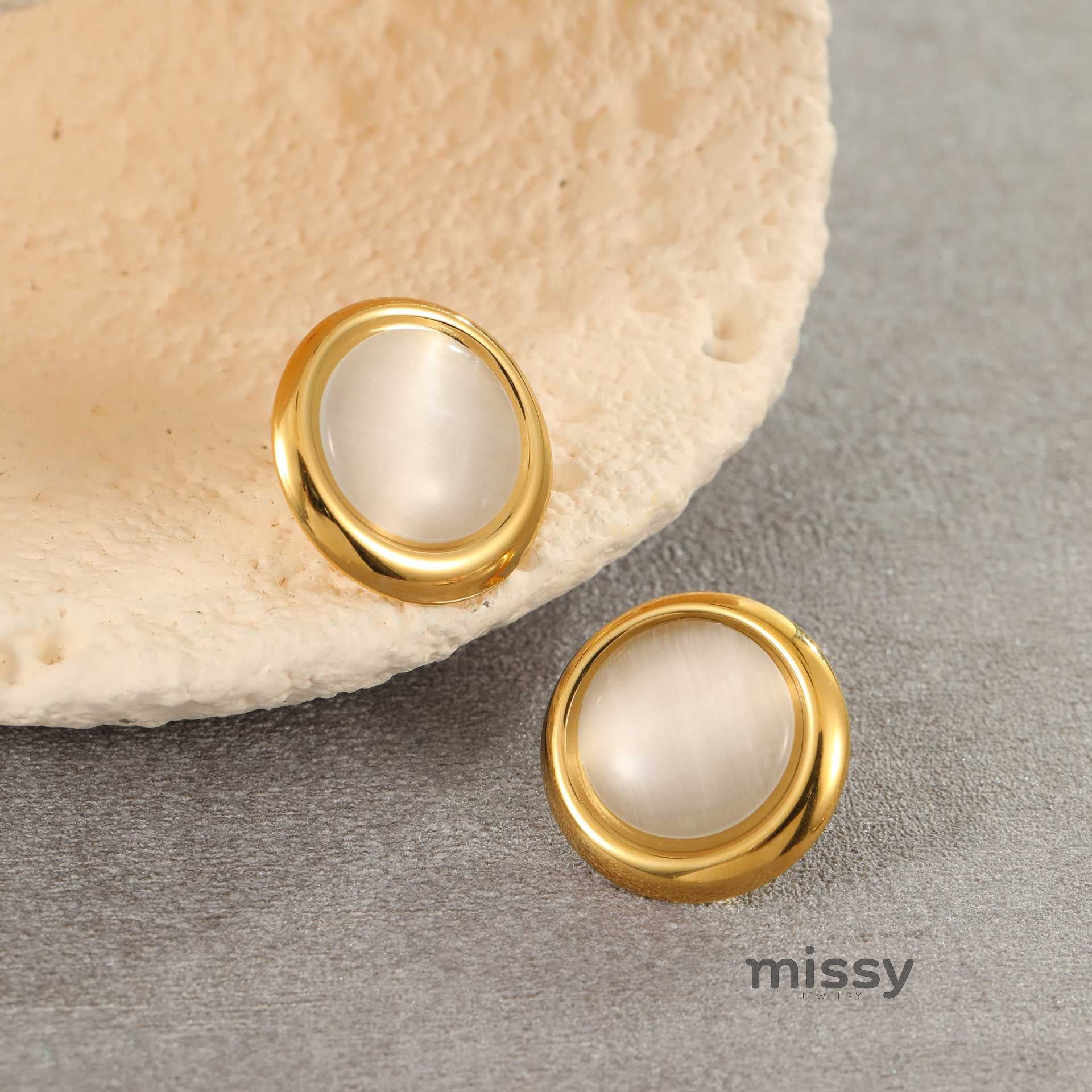 Abree Dainty Heart Studs & Rings [IKK8IOFJ]