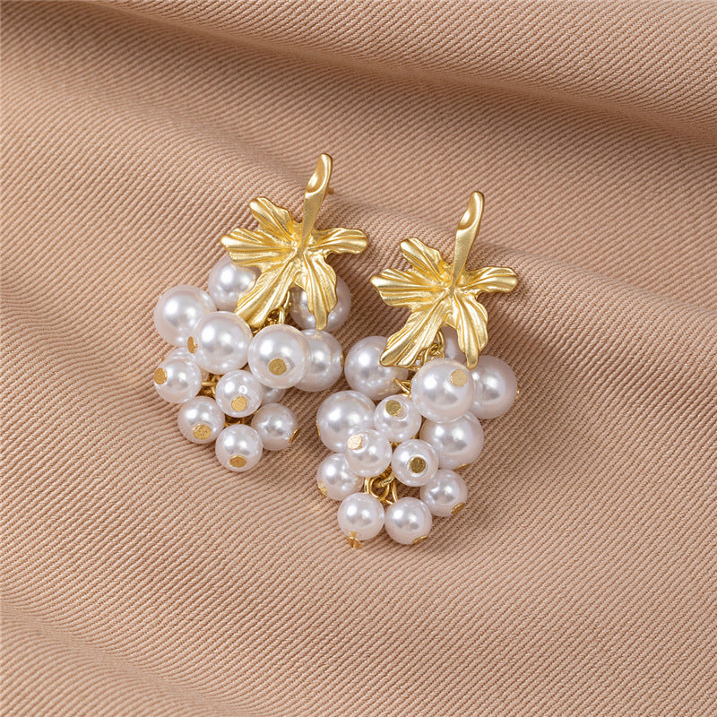 Adalyn Pearl Leaf Drop Earrings [L95IPSWC]