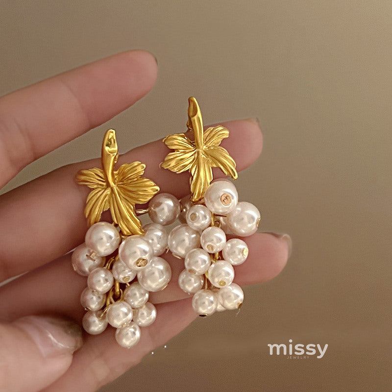 Adalyn Pearl Leaf Drop Earrings [8NC50QFR]