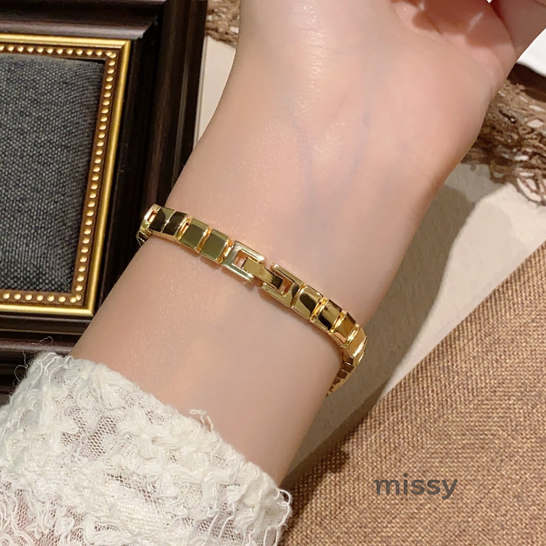 Adilene Pearl Diamond Bracelet Watch [5EPBG62G]