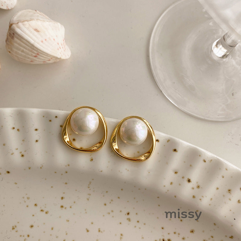 Afia Geometric Pearl Drop Earrings [G008WKZD]