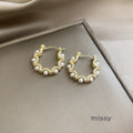 Akeelah Elegant Pearl Arc Earrings [GC81HRW7]