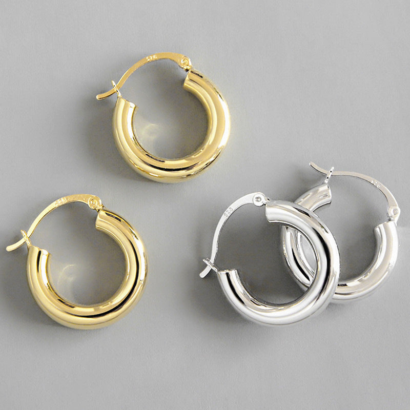 Alania Glossy Hoop Earrings [T019CC8G]
