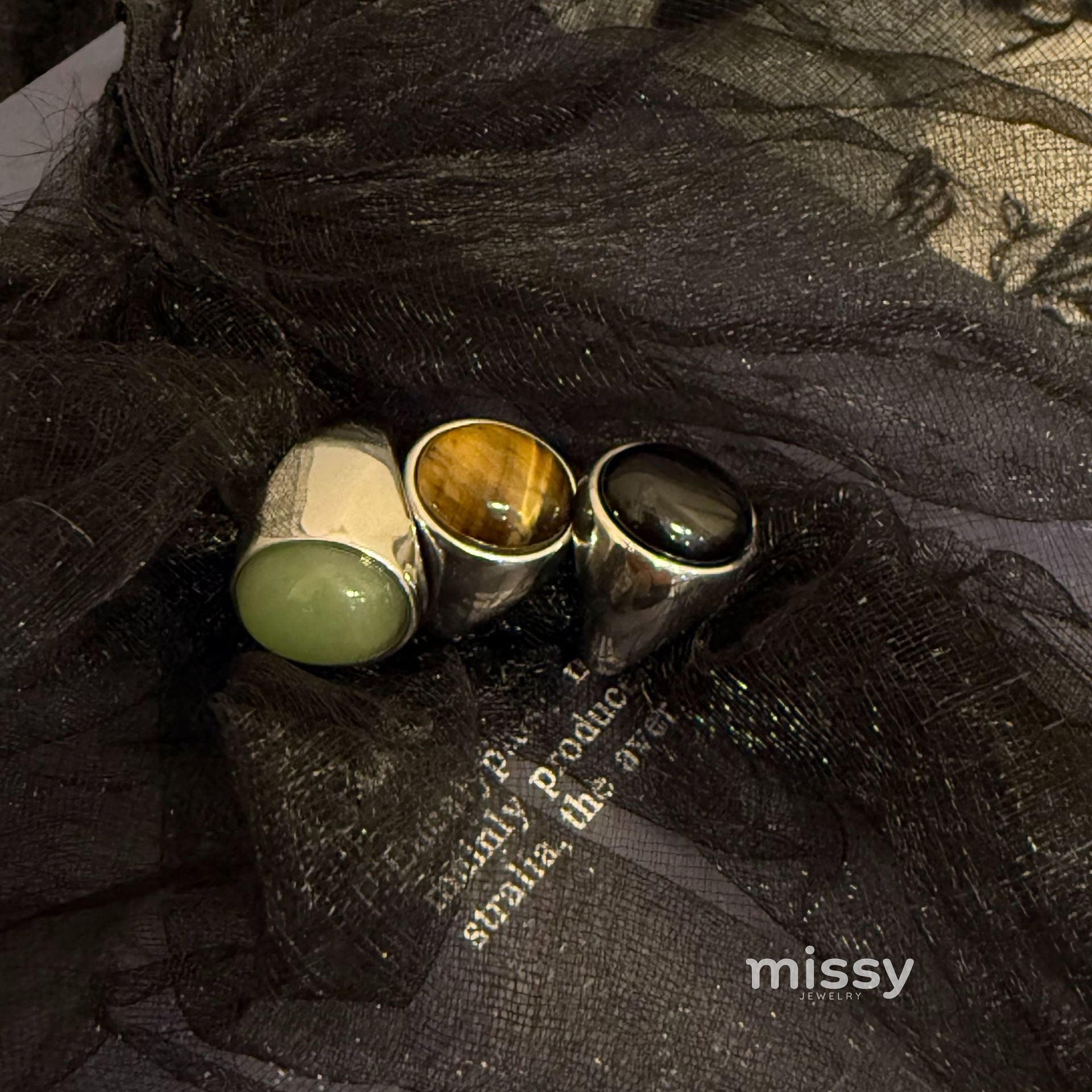 Aleiyah Sleek Oval Stone Ring [KI9TMTMK]