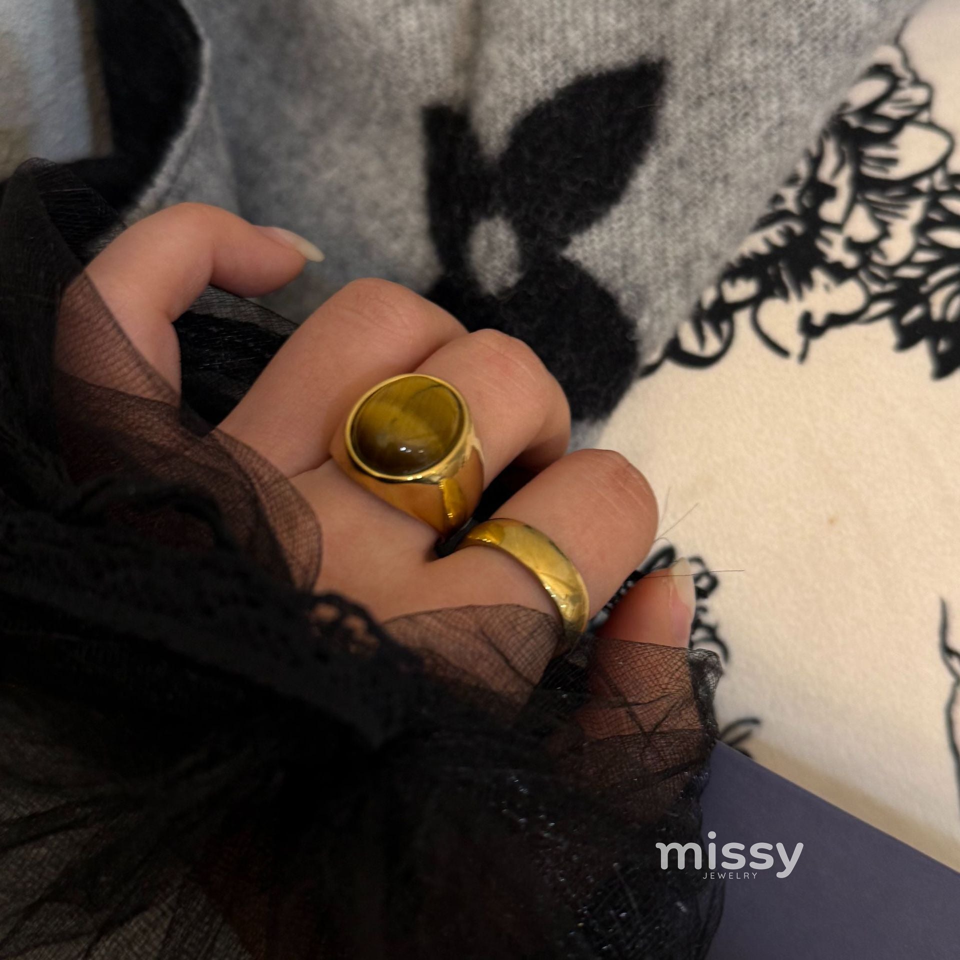 Aleiyah Sleek Oval Stone Ring [PFPA7LS3]