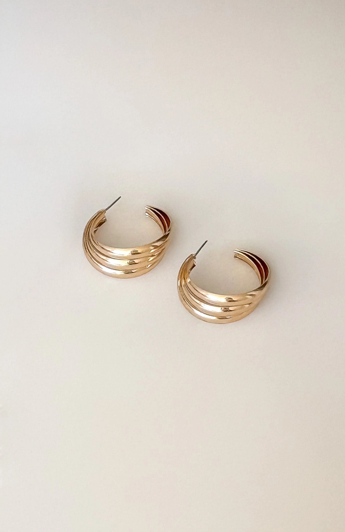 Missy Jewelry Alijah Curved Gold Hoops