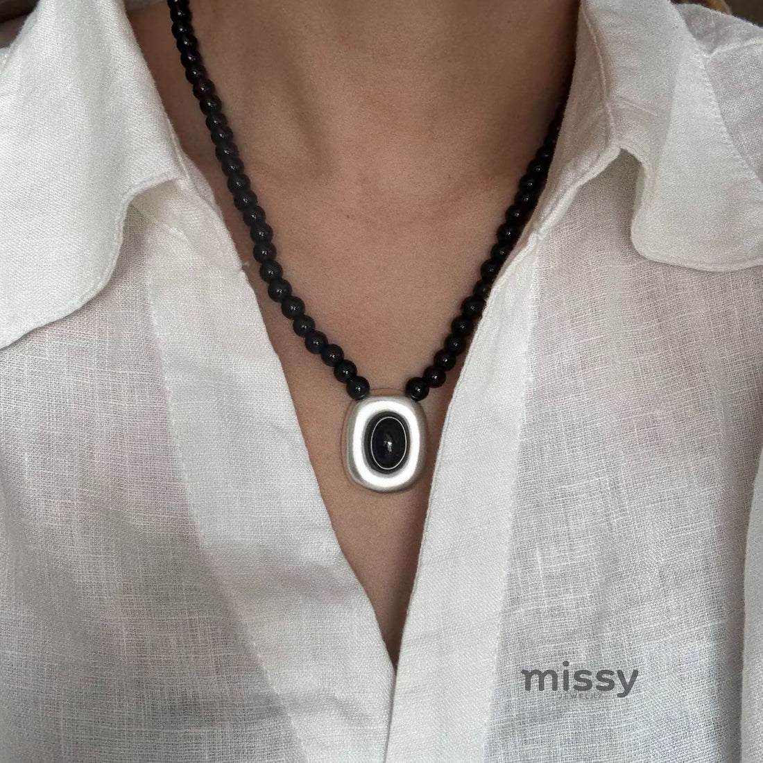 Alisson Infinite Bead Necklace [U4AQVQ0F]