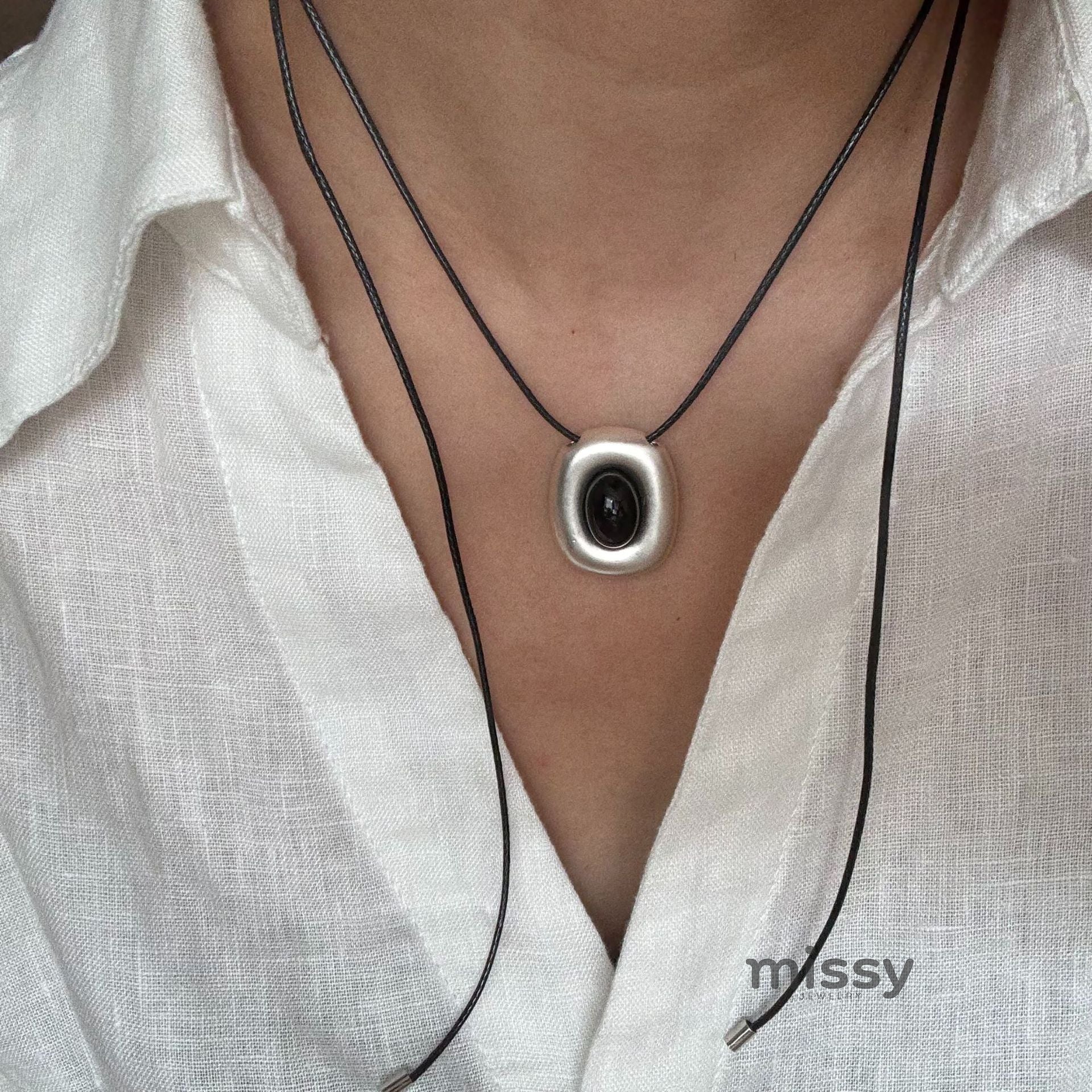 Alisson Infinite Bead Necklace [F9DXST6H]