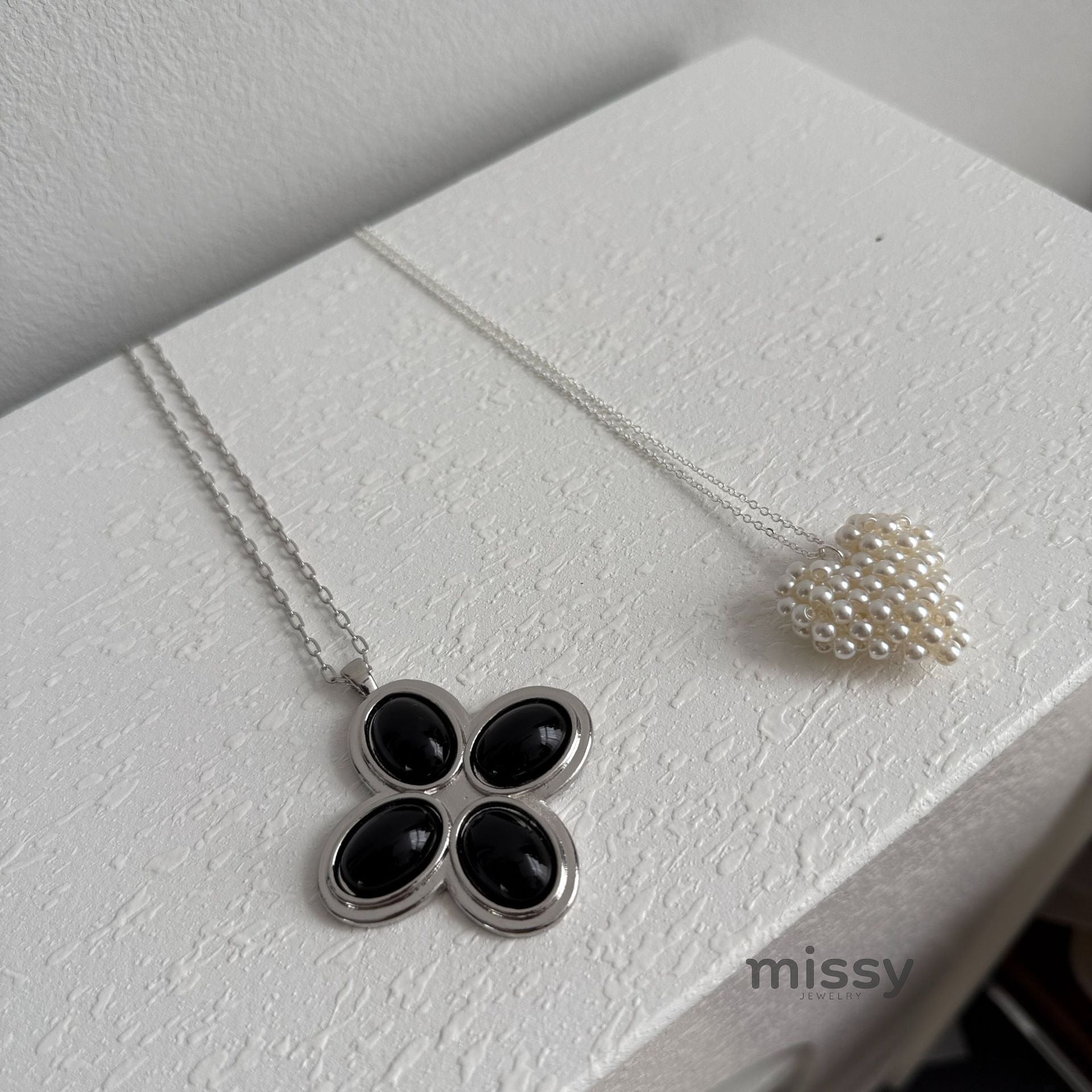 Aliza Clover Pearl Necklace [NAC0BMUV]