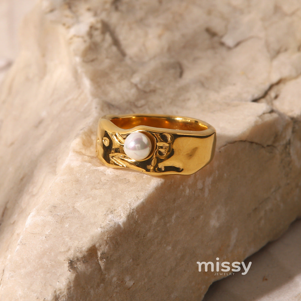 Aliza Lava Pearl Ring