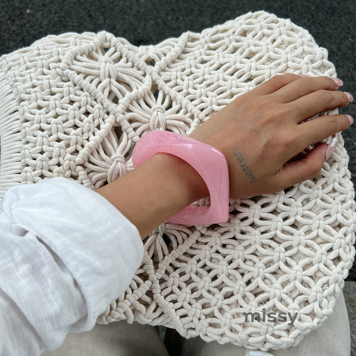 Aloni Marbled Acrylic Bracelet [BP7C7KHY]