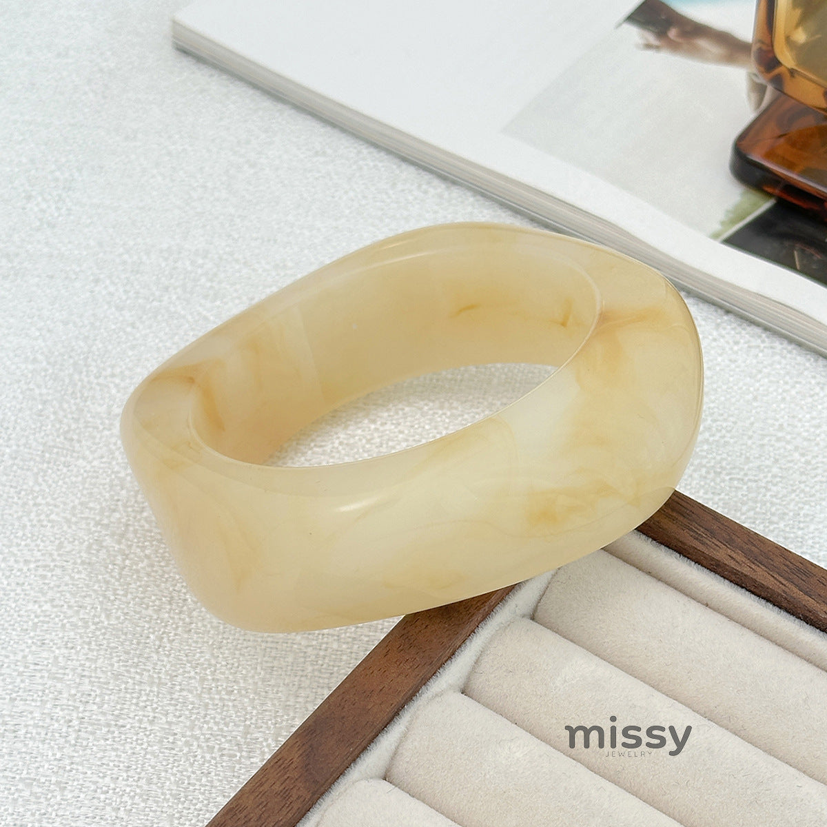 Aloni Marbled Acrylic Bracelet [8G9Y8QB2]