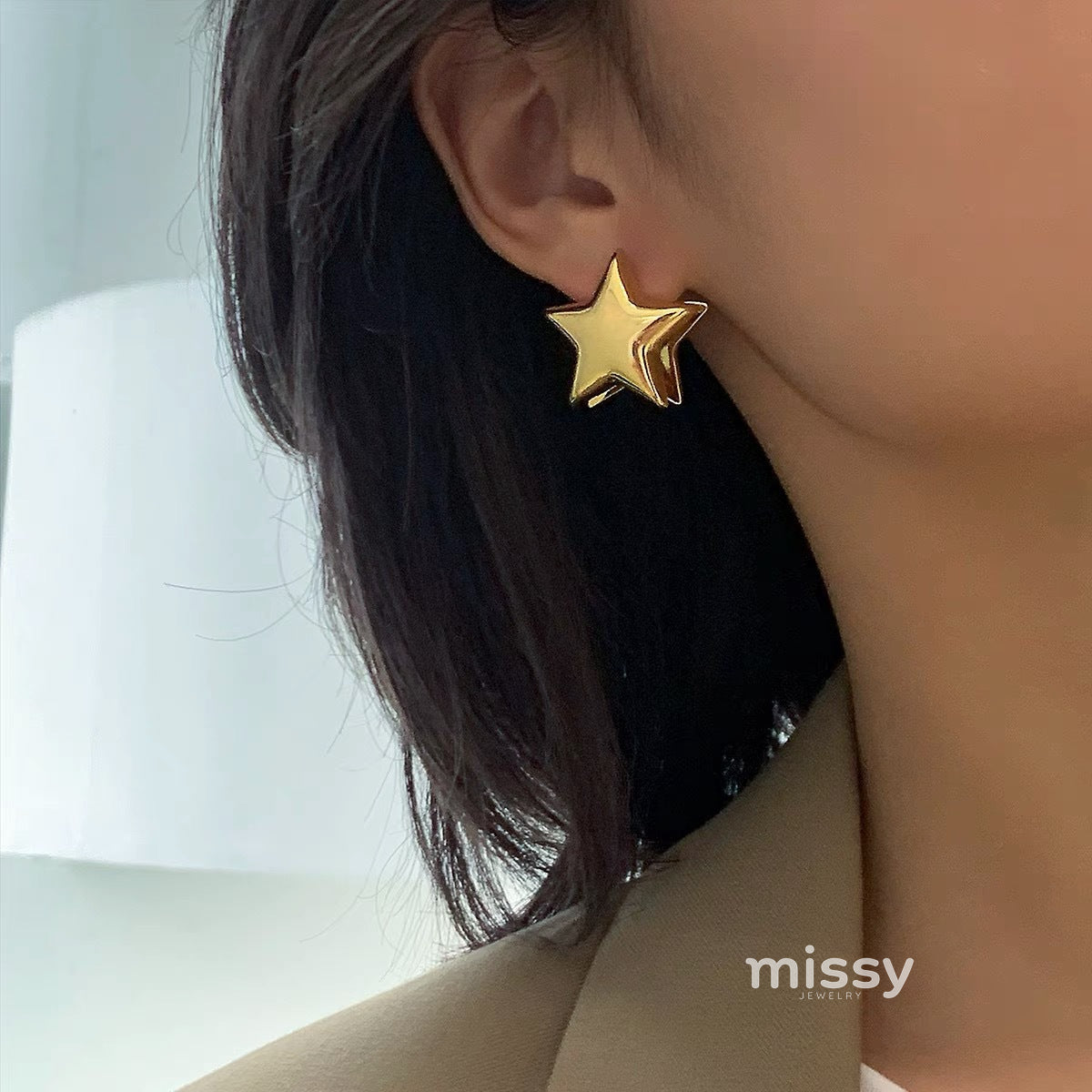 Alyssa Star Stud Earrings [FIGHUX3U]
