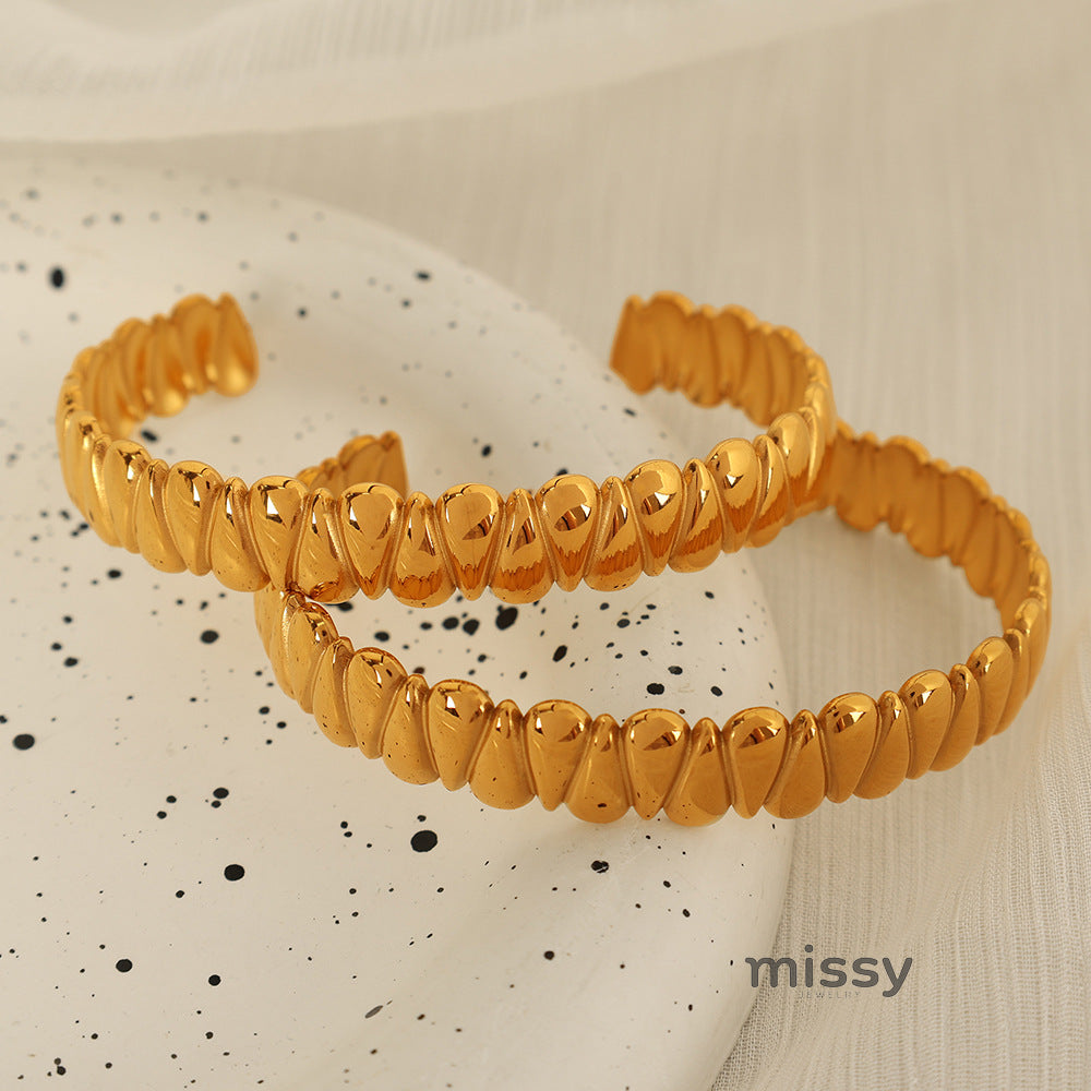 Amalie Enamel Cuff Bracelet [6NFCBM00]
