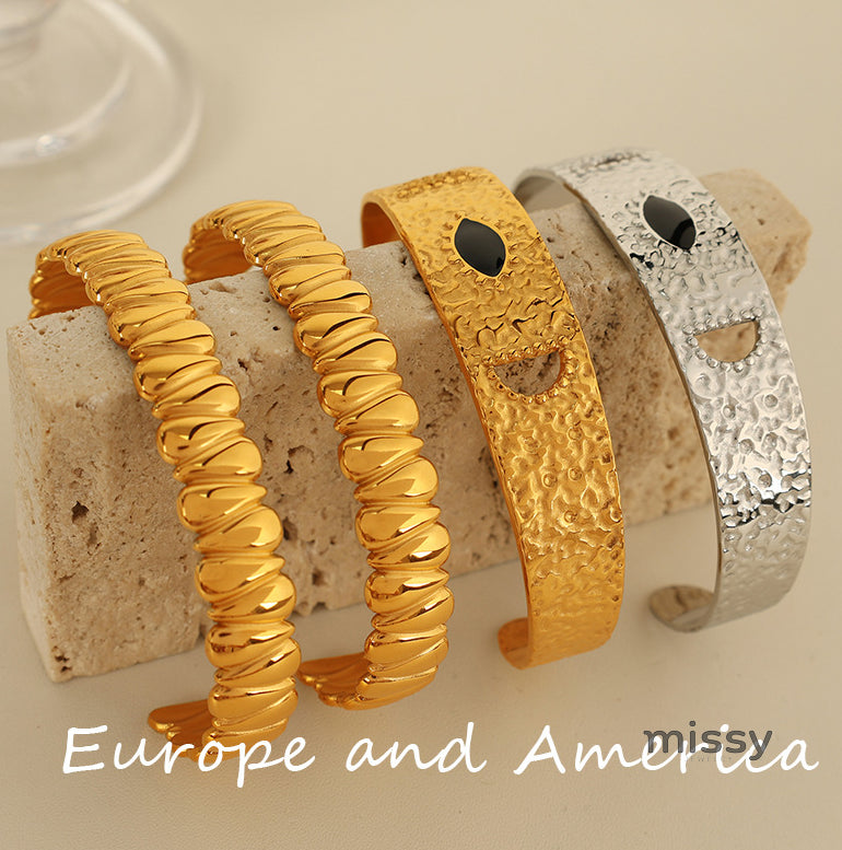 Amalie Enamel Cuff Bracelet [7HCY5O4F]