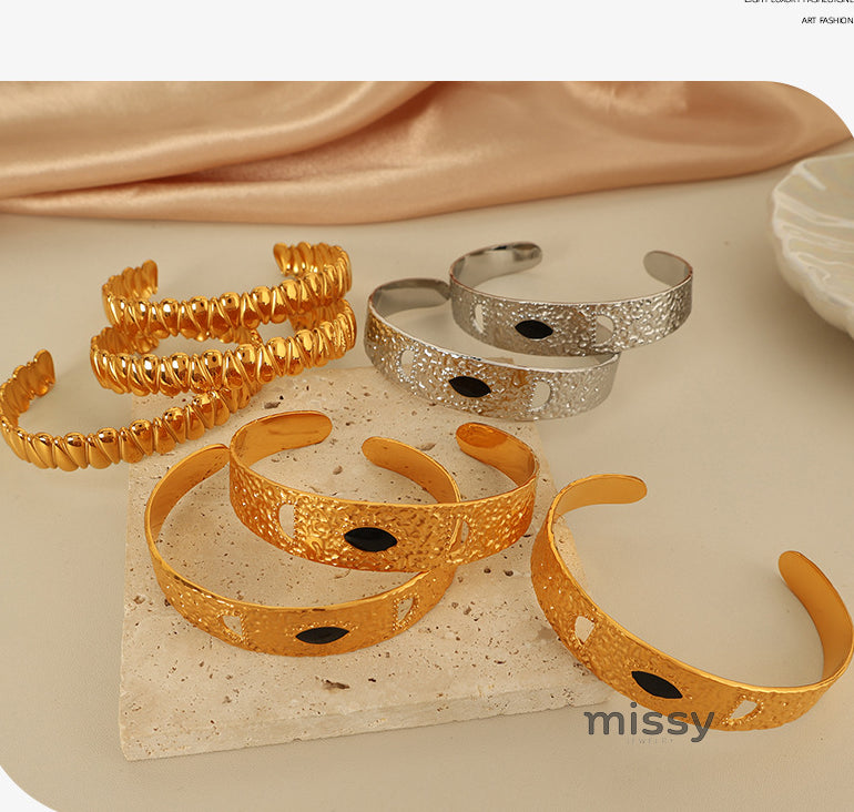 Amalie Enamel Cuff Bracelet [PVGQDRF9]