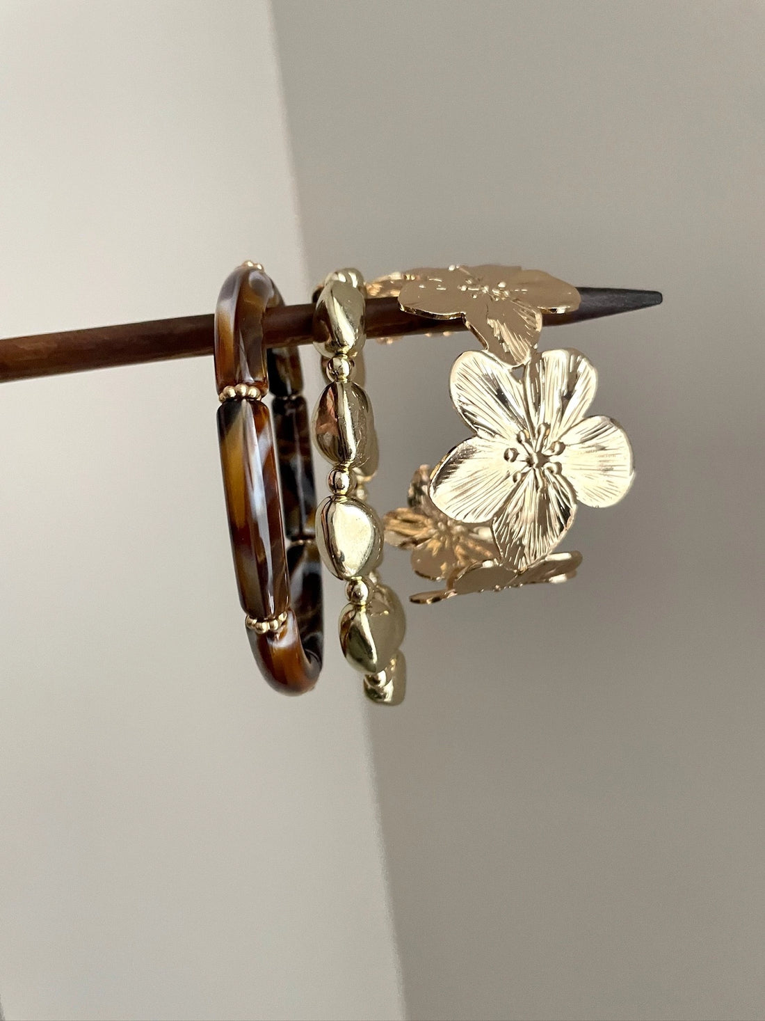 Amber Flower Charm Bracelet [3CRGVH1S]