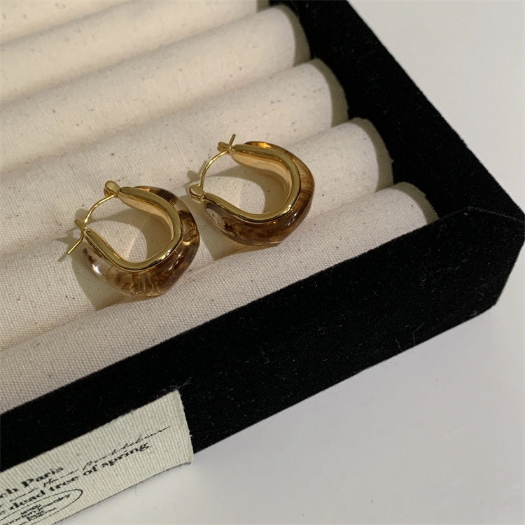 Amber Geometric Stud Earrings [T8SQVMOZ]