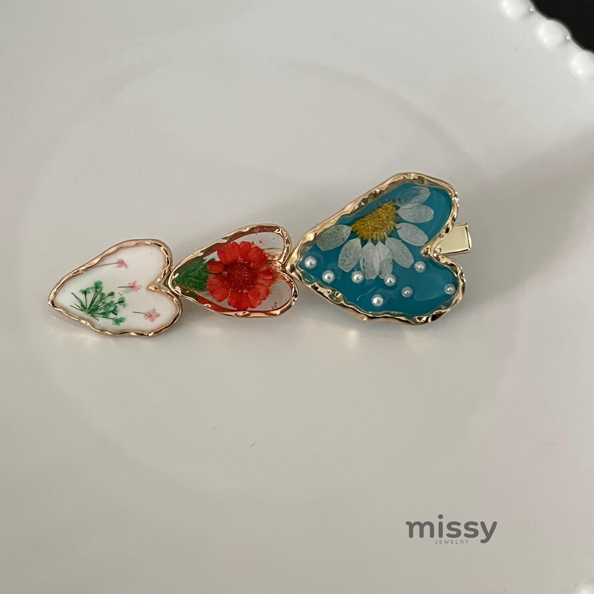 Amena Enamel Flower Duckbill Clip [CFE0QJDK]