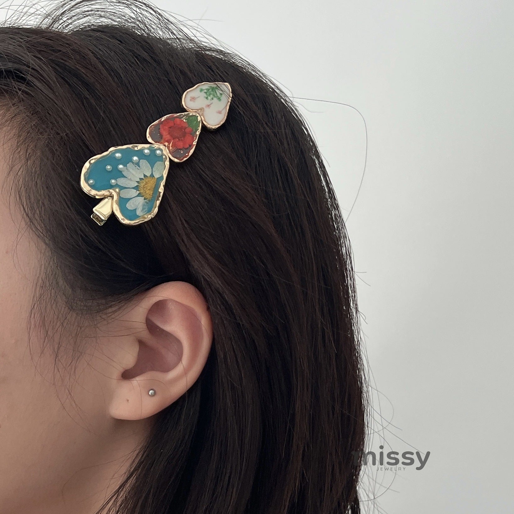 Amena Enamel Flower Duckbill Clip [TZX0UJMC]