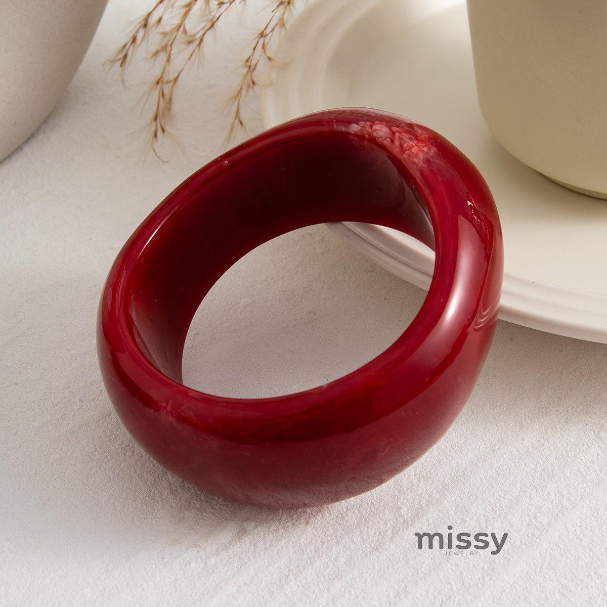 An Translucent Resin Bangle [U5U5K3IY]