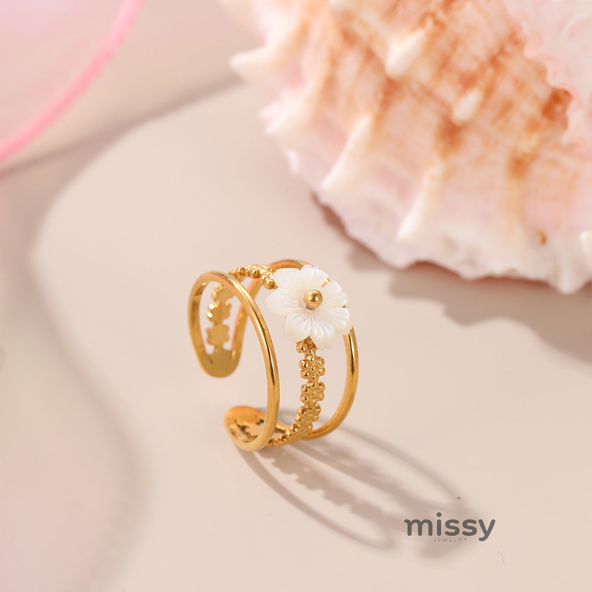 Analucia Floral Pearl Ring [COBUSVD0]