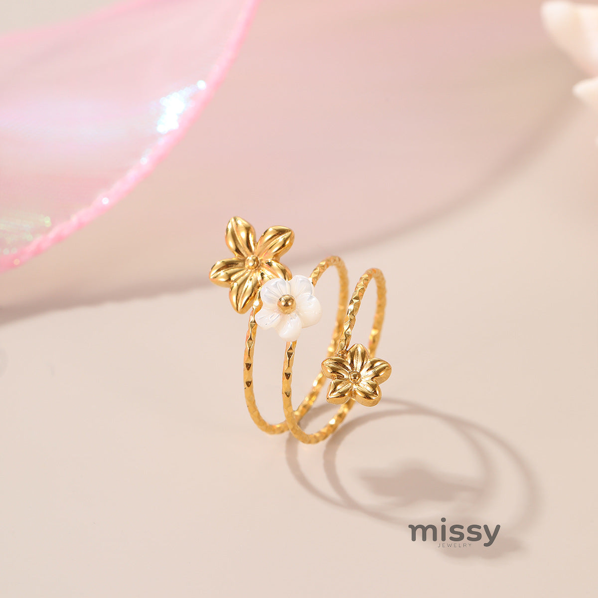 Analucia Floral Pearl Ring [JZ2AHWXZ]
