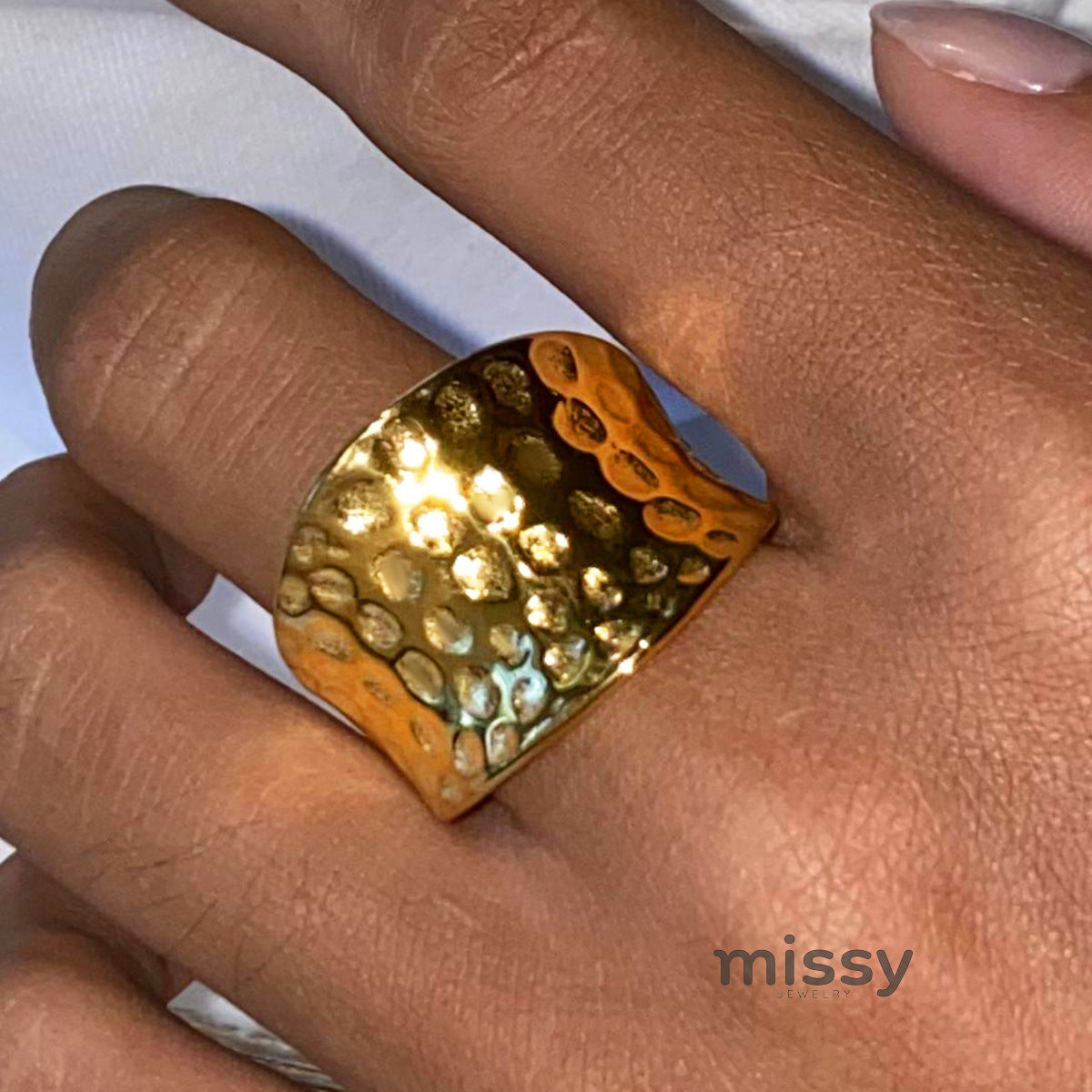 Ananya Hammered Sculptural Ring