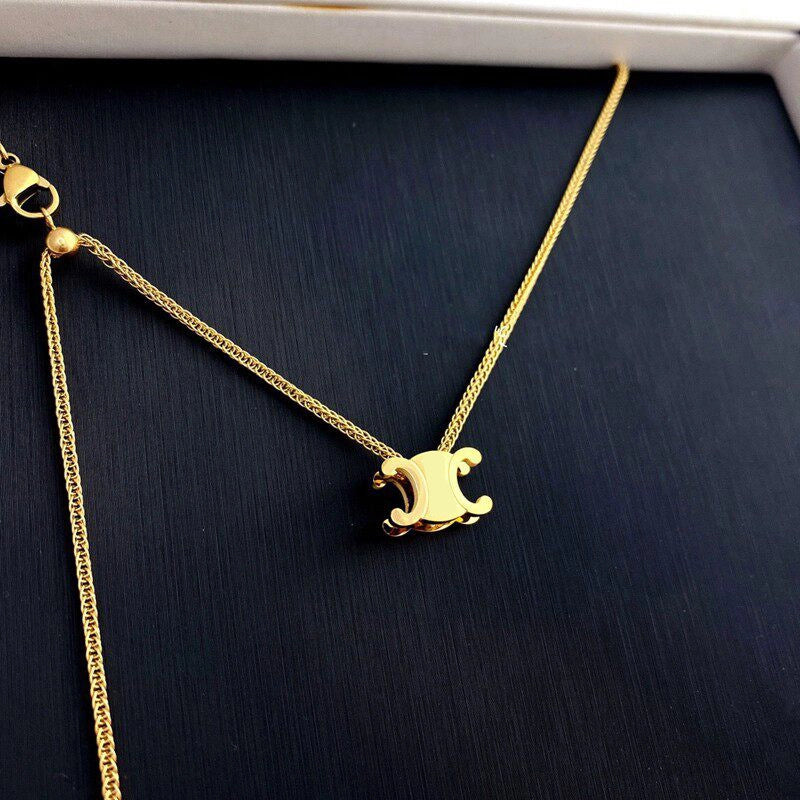 Arc De Triomphe Pendant Necklace [2NAL7CLX]