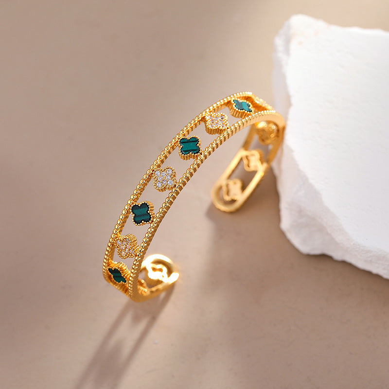 Arianny Sparkling Clover Bracelet [X02DKDRF]