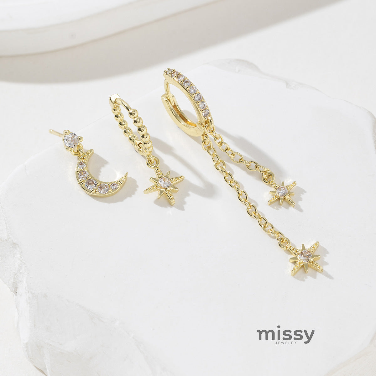 Aryia Floral Butterfly Earrings [F58N39TS]