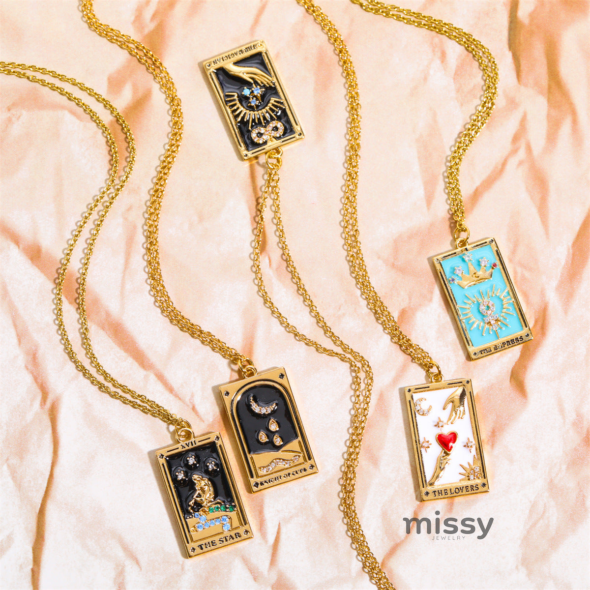 Athena Gilded Tarot Charm Necklace [MYAUA0IL]