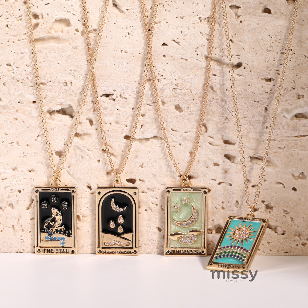 Athena Gilded Tarot Charm Necklace [ICZLDJOC]