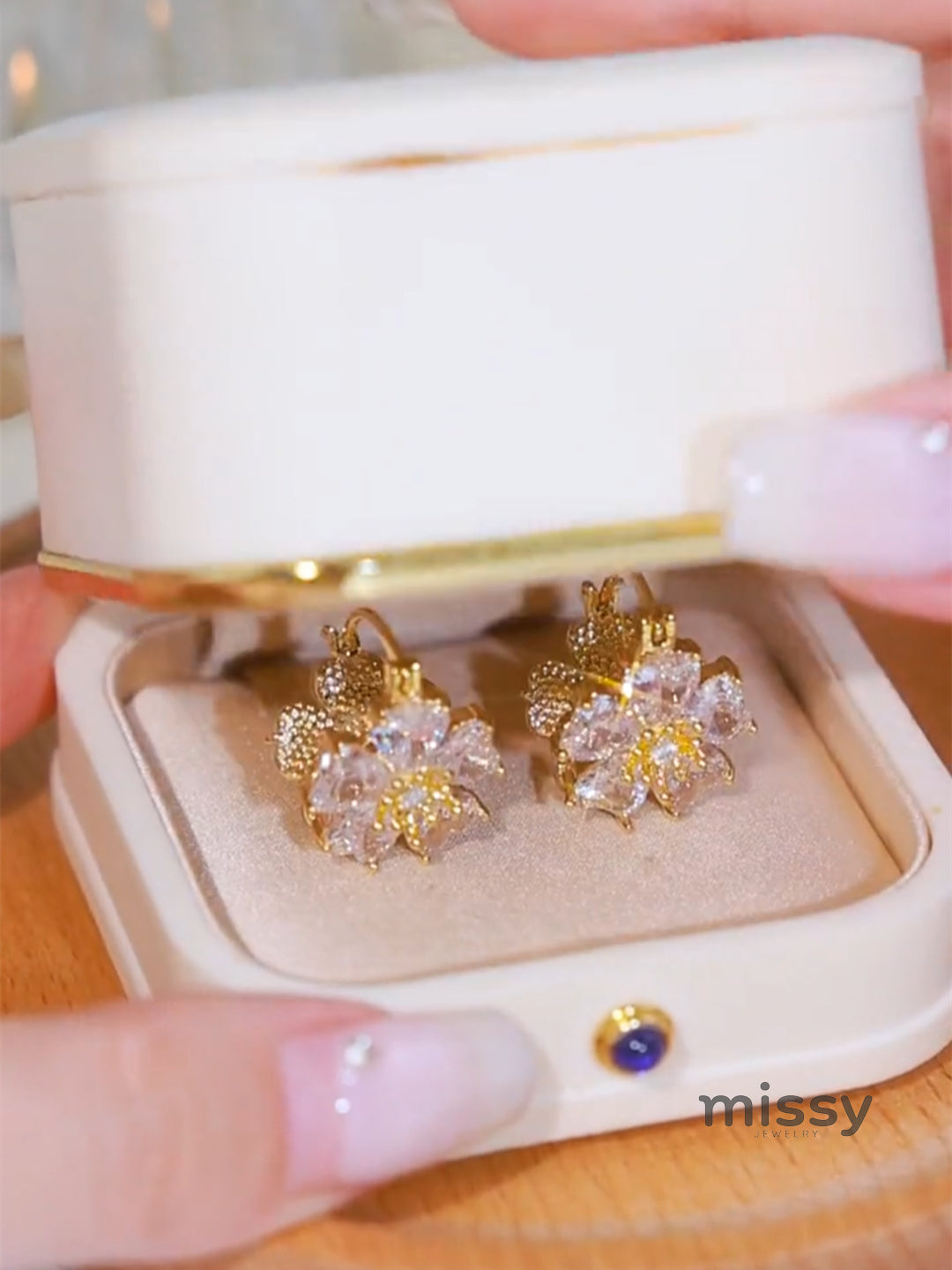 Audra Cat Eye Flower Ear Cuff