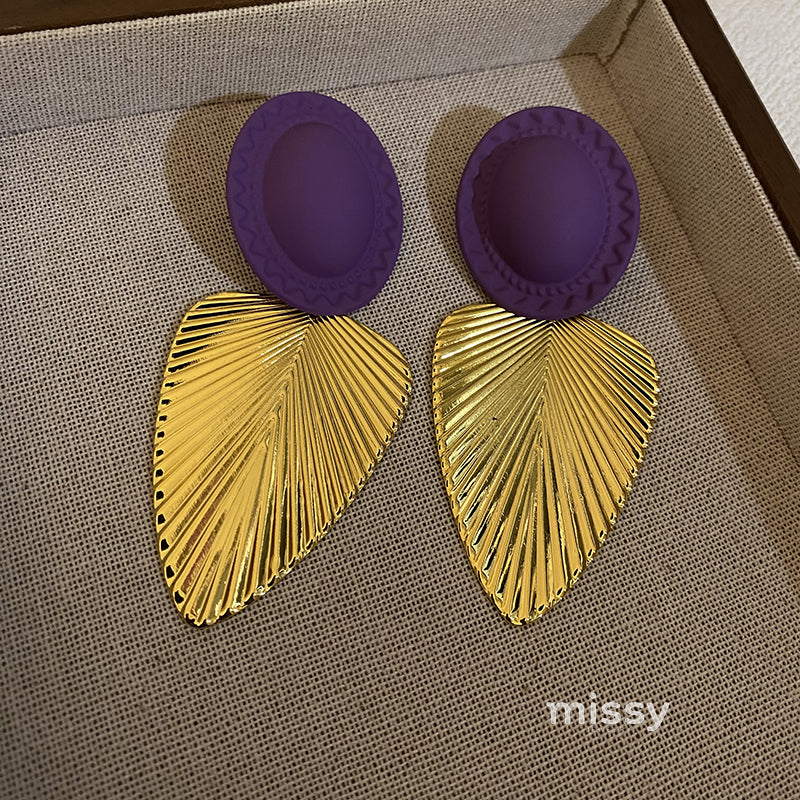 Auri Gilded Leaf Drop Earrings [XEY5RCLZ]