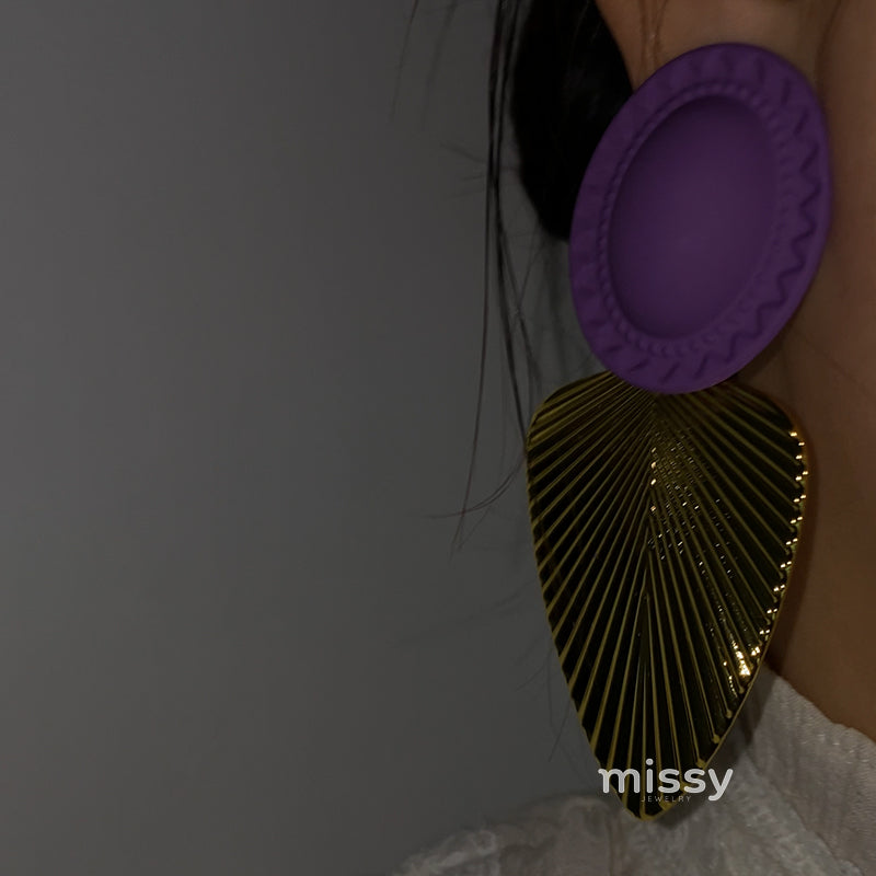 Auri Gilded Leaf Drop Earrings [5HCRHM4J]