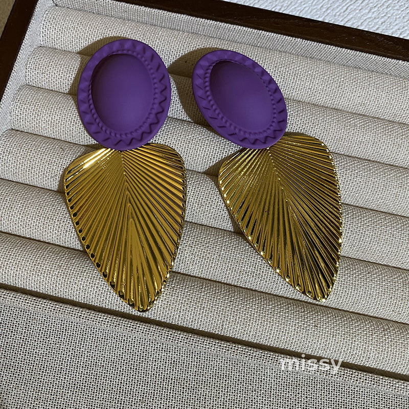 Auri Gilded Leaf Drop Earrings [5YXN5ZRX]