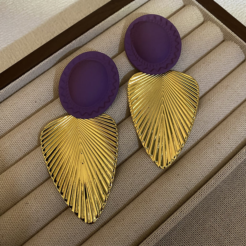 Auri Gilded Leaf Drop Earrings [XEY5RCLZ]