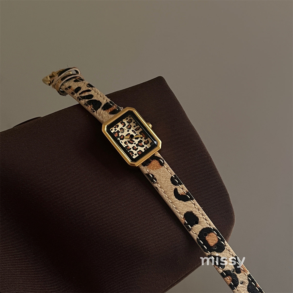 Avalina Snake Head Leopard Watch [4EM6J3K6]