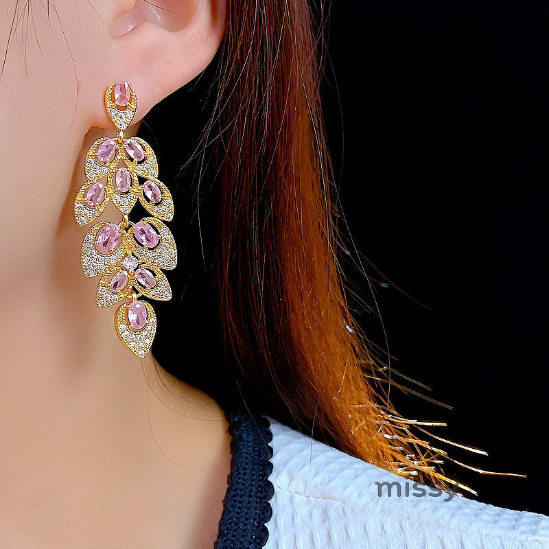 Avangeline Zircon Leaf Earrings [UA5462NS]